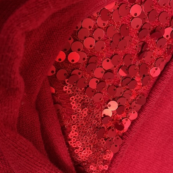 VGUC DANA BACHMAN Sz-M Vintage Red Christmas Top /w Draped & Sequined Neckline🎄 - Picture 15 of 16